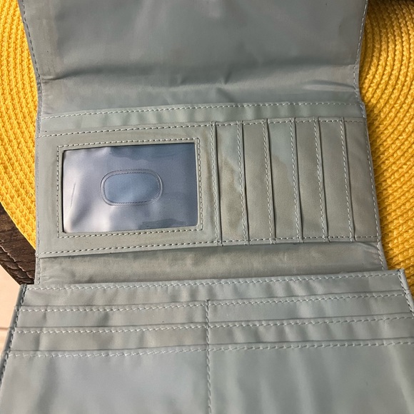 Wilson’s leather  baby blue  long wallet - Picture 3 of 7